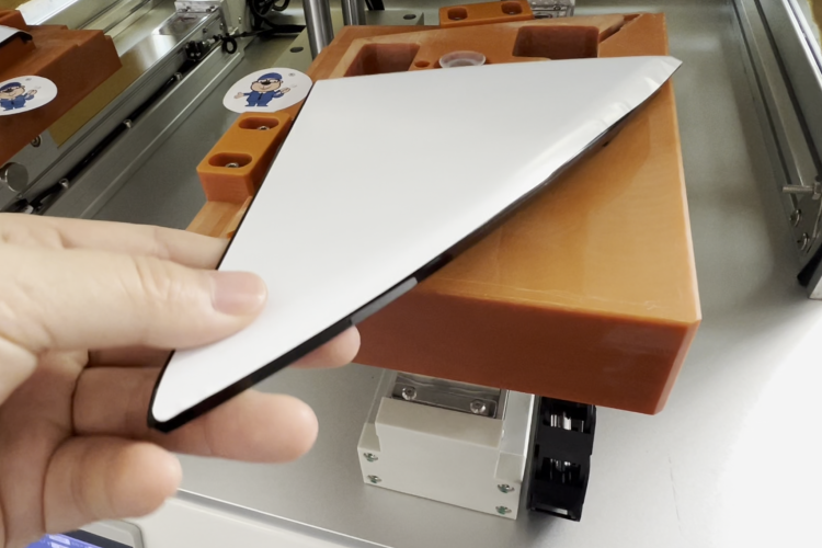 原廠級(jí)貼合標(biāo)準(zhǔn)，汽車AB柱貼膜機(jī)賦能整車品質(zhì)升級(jí)