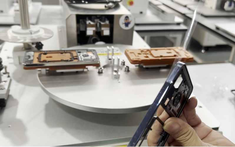 當(dāng)普通手機(jī)配件工廠遇見世界名企？華為真的遙不可及嗎