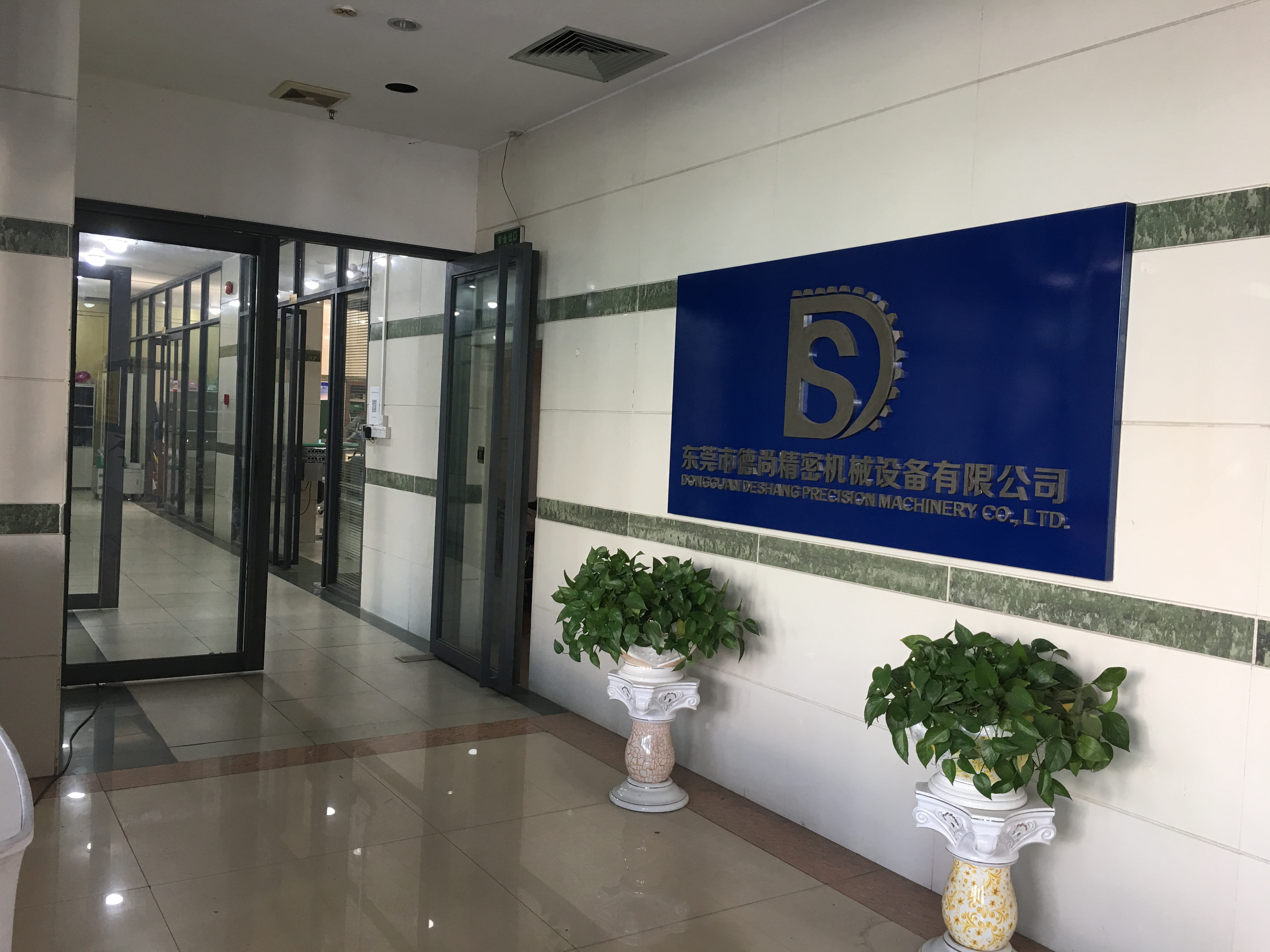 簡談貼標(biāo)機(jī)在使用中的故障解決方案